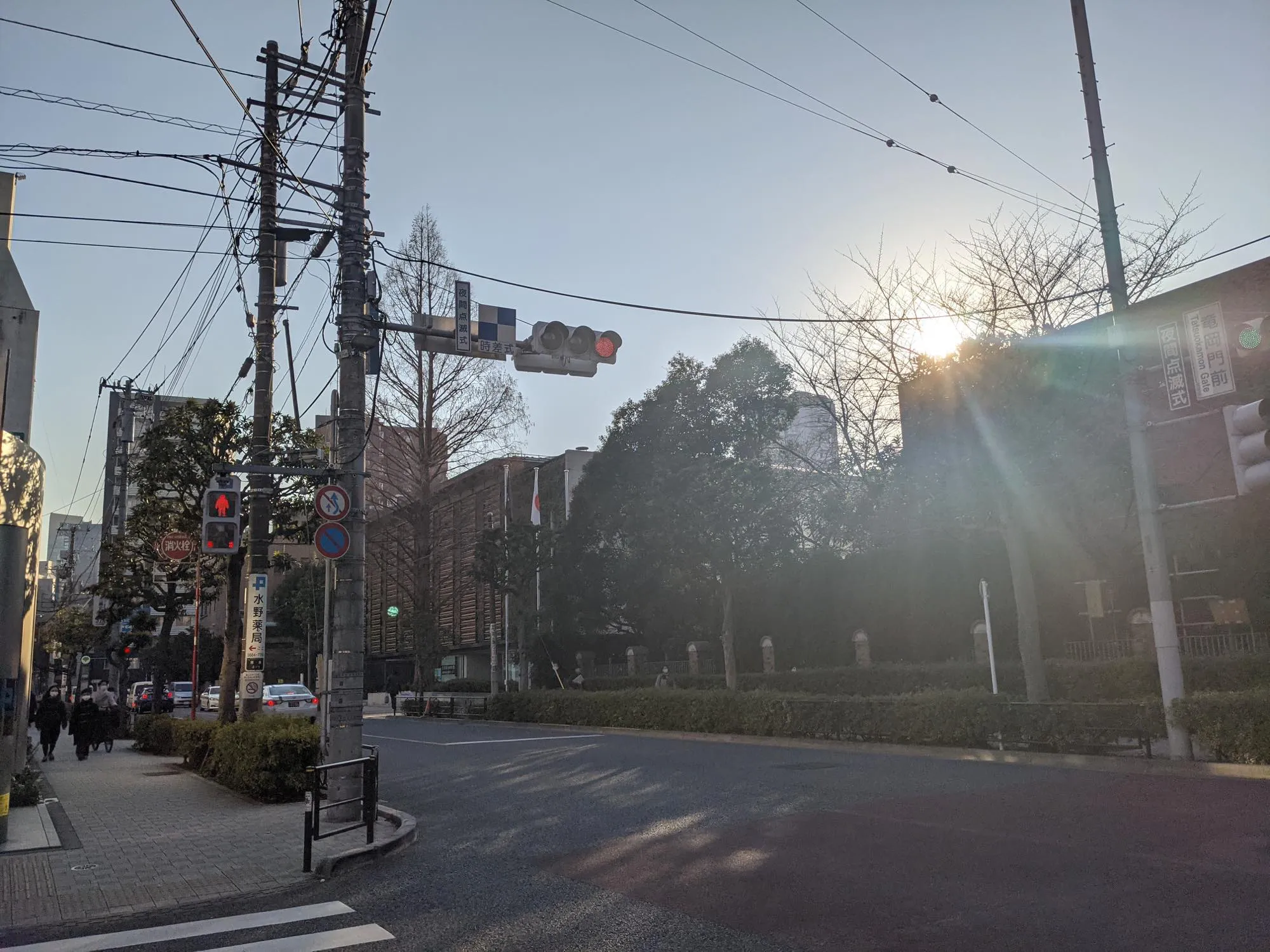 th_PXL_20210121_061058603