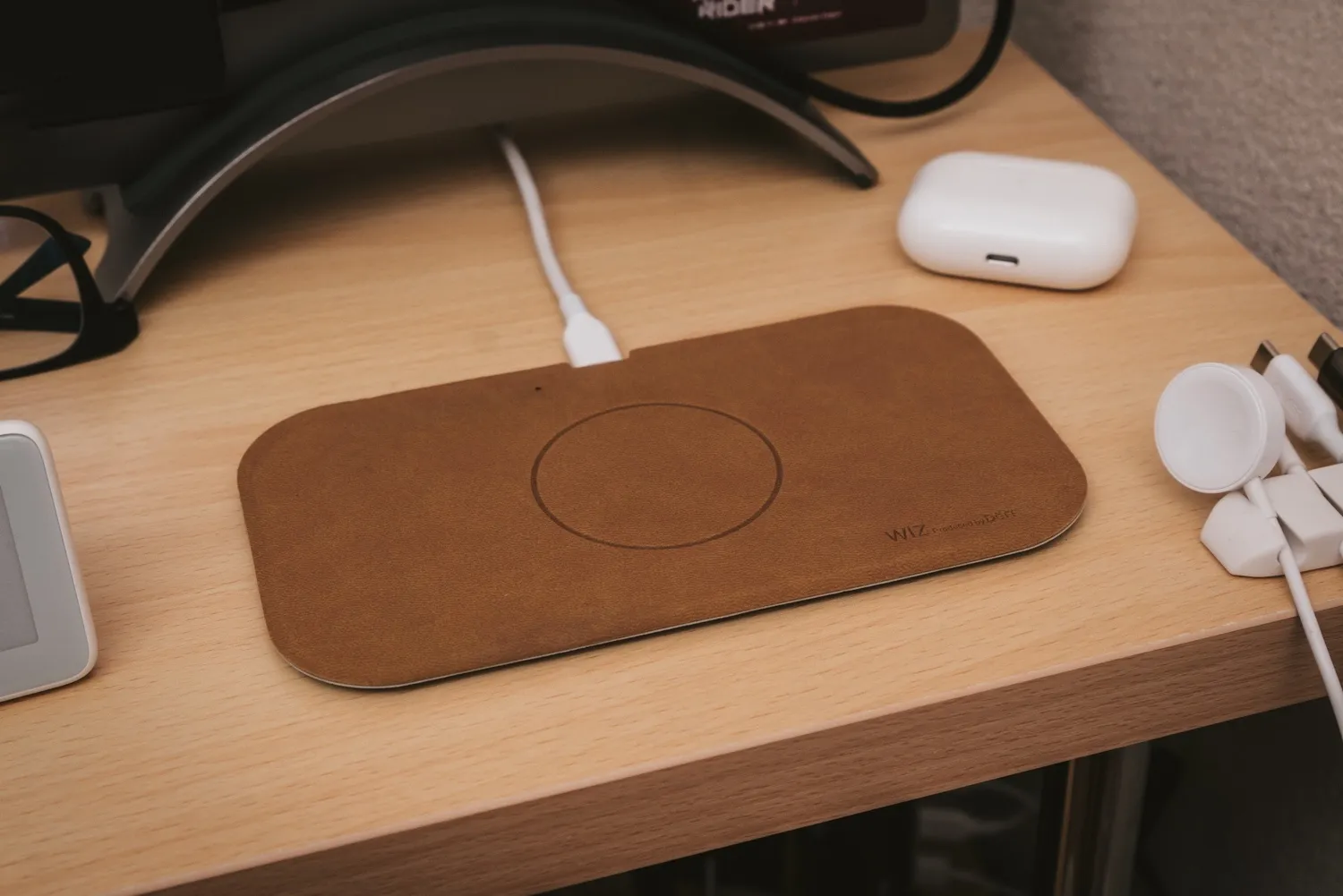 DEFF ワイヤレス充電トレー